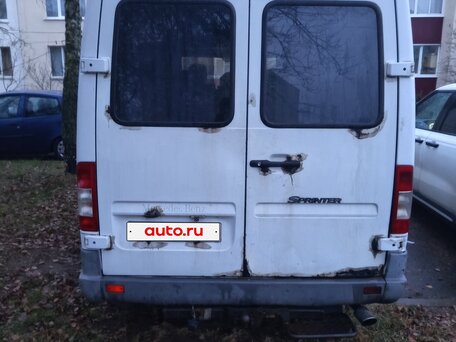 2000 Mercedes-Benz Sprinter, белый, 700000 рублей, вид 4