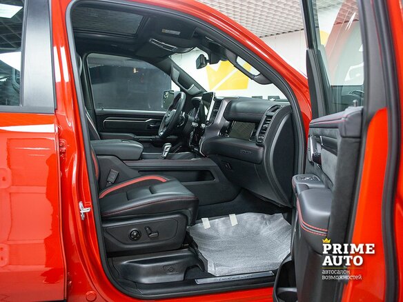 2025 Ram 1500 RHO V Рестайлинг, красный - вид 24