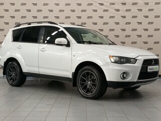 2011 Mitsubishi Outlander II Рестайлинг, белый, 1104000 рублей, вид 3