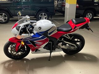 2016 Honda CBR 600RR, белый, 700000 рублей, вид 3