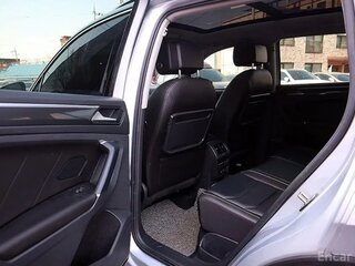 2022 Volkswagen Tiguan Allspace II Рестайлинг, серый, 3750000 рублей, вид 4