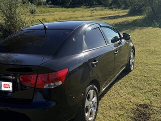2009 Kia Cerato 4-speed II, чёрный, 690000 рублей, вид 3