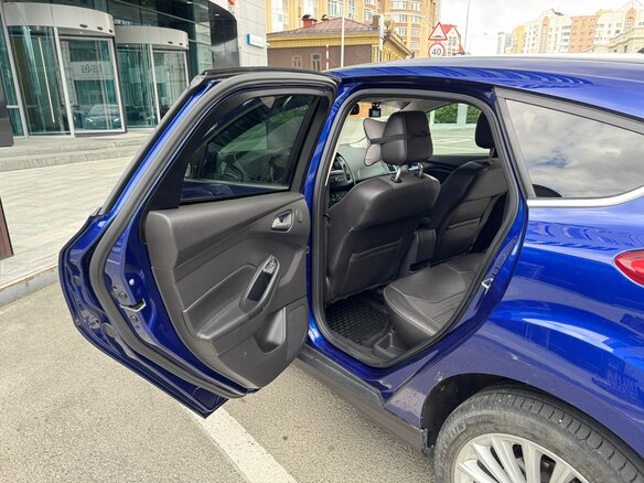 2015 Ford Focus III Рестайлинг, синий, 1520000 рублей - вид 15