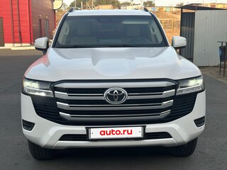 2022 Toyota Land Cruiser 300 Series, белый, 9400000 рублей, вид 2