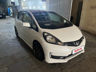 2011 Honda Fit II, пурпурный, 825000 рублей, вид 3