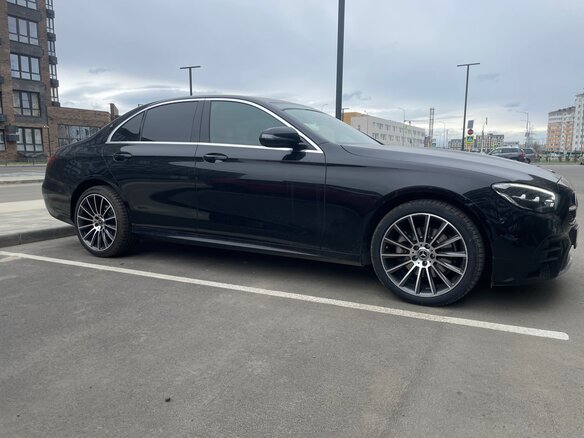 2020 Mercedes-Benz E-Класс 200 V (W213, S213, C238) Рестайлинг, чёрный, 4600000 рублей - вид 2