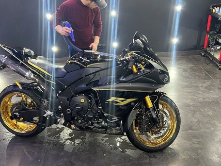 2010 Yamaha YZF-R1, чёрный, 950000 рублей, вид 4