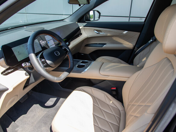 2025 Changan CS75 Plus IV, чёрный, 4249900 рублей - вид 8