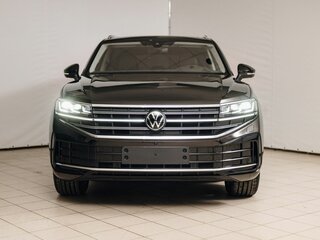 2025 Volkswagen Touareg III Рестайлинг, коричневый, 11800000 рублей, вид 5