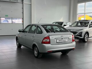 2014 Lada (ВАЗ) Priora I Рестайлинг, серебристый, 399000 рублей, вид 2