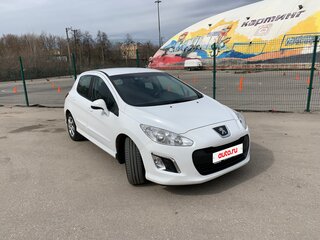 2012 Peugeot 308 I Рестайлинг, белый, 670000 рублей, вид 1