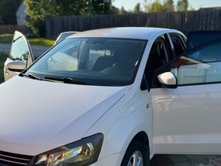 2013 Volkswagen Polo V, белый, 640000 рублей, вид 1