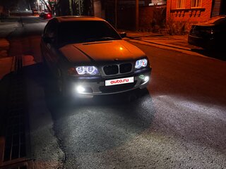 1999 BMW 3 серии 320i IV (E46), серебристый, 700000 рублей, вид 3