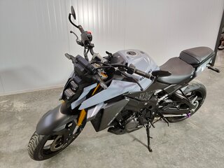2022 Suzuki GSX-S 1000, серый, 1049000 рублей, вид 3