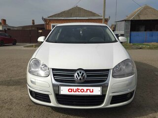 2010 Volkswagen Jetta V, белый, 730000 рублей, вид 2