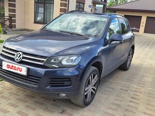 2014 Volkswagen Touareg II, синий, 2500000 рублей, вид 2