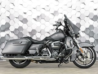 2017 Harley-Davidson Street Glide Special, чёрный, 1559000 рублей, вид 3