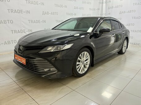 Toyota Camry VIII (XV70)