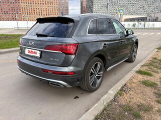 2021 Audi Q5 45 TFSI II (FY) Рестайлинг, серый, 5100000 рублей, вид 4