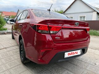 2017 Kia Rio IV, красный, 919000 рублей, вид 4