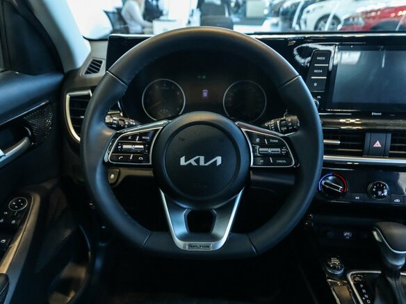 2026 Kia Seltos I Рестайлинг, серый, 3290000 рублей - вид 9