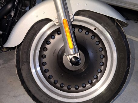2012 Harley-Davidson Fat Boy, серый, 1500000 рублей, вид 5
