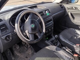 2014 Skoda Yeti I, серебристый, 800000 рублей, вид 5