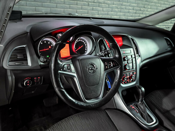 2014 Opel Astra J Рестайлинг, белый, 936000 рублей - вид 11