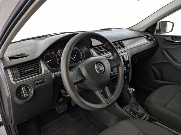 2019 Skoda Rapid I Рестайлинг, белый, 1235000 рублей - вид 15