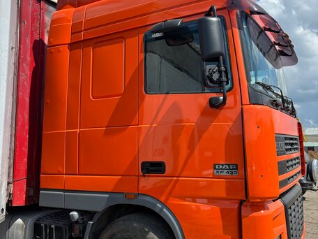 2001 DAF 95XF, оранжевый, 1800000 рублей, вид 5