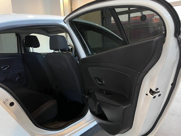 2014 Renault Fluence I Рестайлинг, белый - вид 15