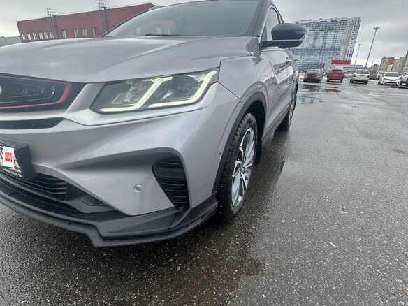 2022 Geely Coolray I, серебристый, 1950000 рублей - вид 2
