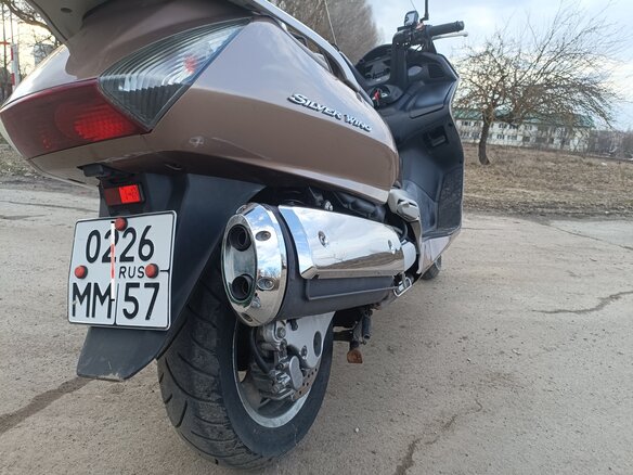 2001 Honda Silver Wing 600, серебристый, 300000 рублей - вид 4