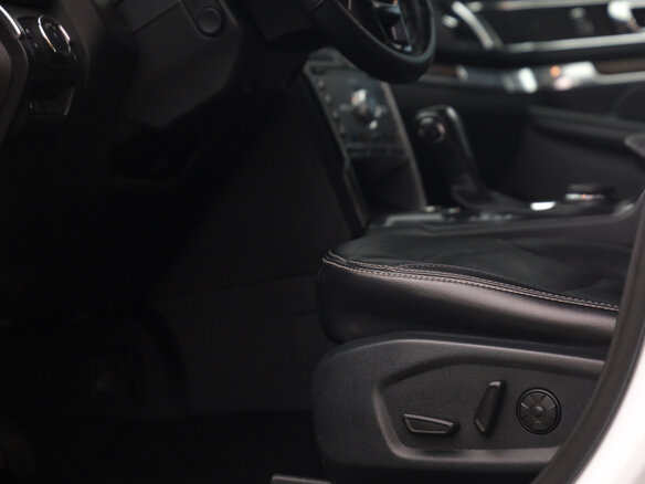 2019 Ford Explorer V Рестайлинг 2, белый, 2869000 рублей - вид 21