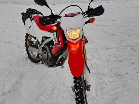 2016 Honda CRF 250L, красный, 450000 рублей, вид 3