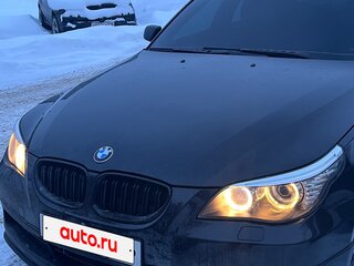 2005 BMW 5 серии 525i V (E60/E61), чёрный, 1350000 рублей, вид 2