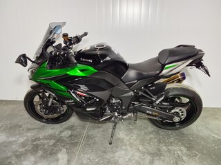 2024 Kawasaki Z 1000SX, чёрный, 1299000 рублей, вид 1