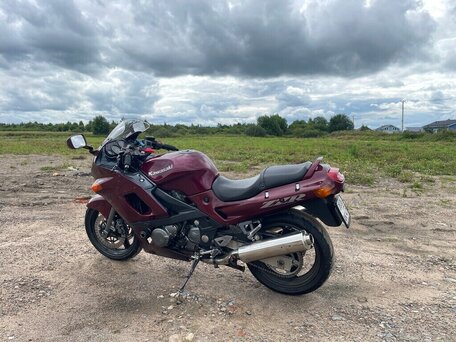 2000 Kawasaki ZZR 400, красный, 300000 рублей, вид 2
