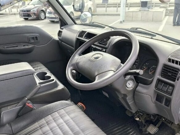 2020 Mazda Bongo IV, белый, 2350000 рублей - вид 5