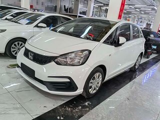 2023 Honda Fit Crosstar IV Рестайлинг, белый, 990000 рублей, вид 1