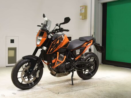 2017 KTM 690 Duke R, оранжевый, 577000 рублей, вид 4
