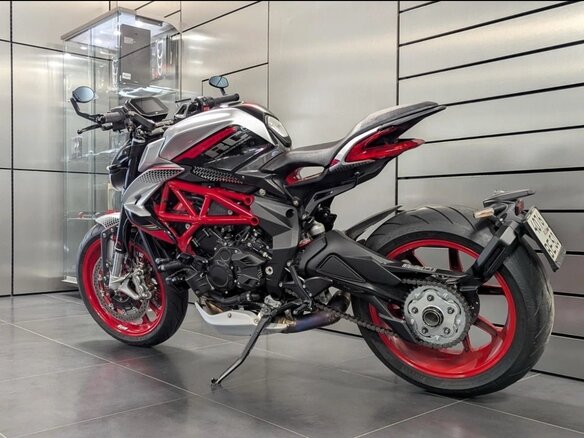 2021 MV Agusta Dragster 800, серый, 1700000 рублей - вид 15