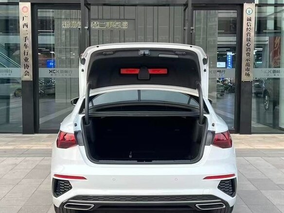 2022 Audi A3 35 TFSI Long IV (8Y), белый, 1885095 рублей - вид 3
