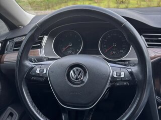 2019 Volkswagen Passat B8, серебристый, 2500000 рублей, вид 4