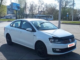 2017 Volkswagen Polo V Рестайлинг, белый, 1194998 рублей, вид 3