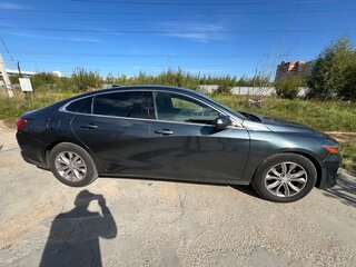 2019 Chevrolet Malibu IX Рестайлинг, серый, 870000 рублей, вид 3