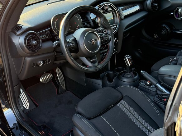 2020 Mini Hatch JCW III (F55/F56) Рестайлинг, чёрный, 3200000 рублей - вид 10