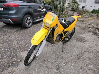 Suzuki TS 125