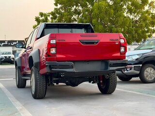 2026 Toyota Hilux VIII Рестайлинг 2, красный, 9752999 рублей, вид 3