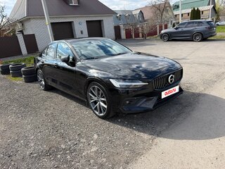 2020 Volvo S60 III, чёрный, 3450000 рублей, вид 2